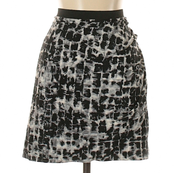Max Azaria Small Skirt - Picture 2 of 7